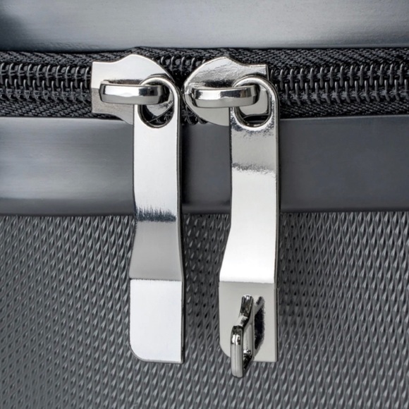 Cre8tive Concepts Custom Crafted Philadelphia EAGLES Medium Luggage - Picture 2 of 6